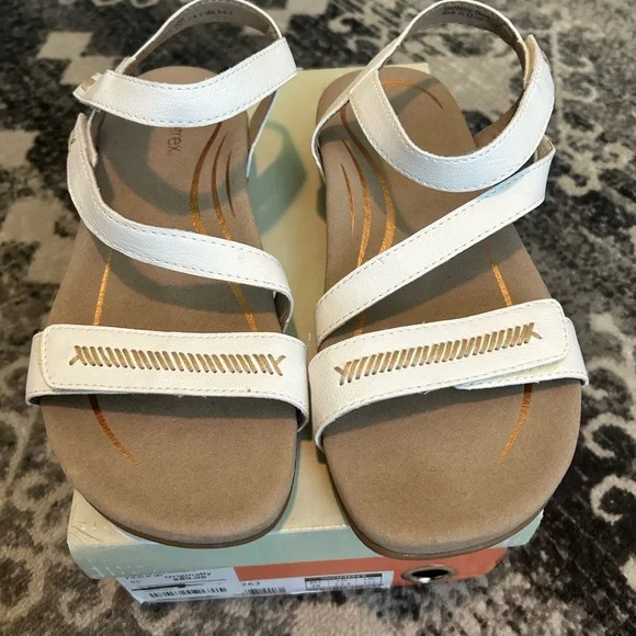 Aetrex Women’s 38 Gabby Sandal - Picture 1 of 5